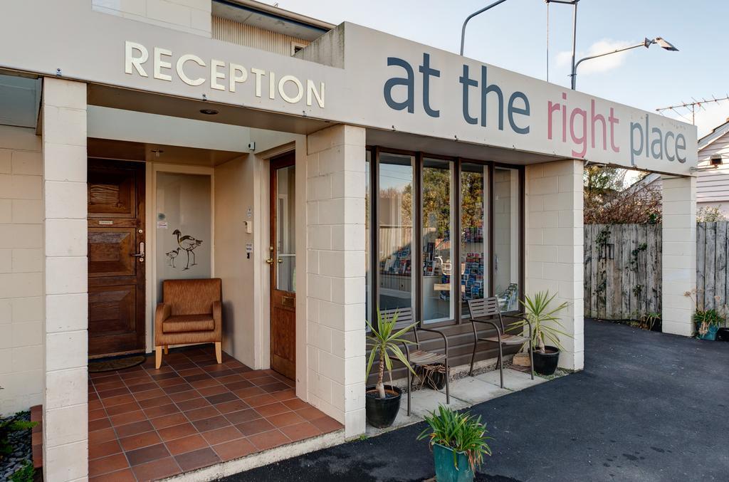 כרייסטצ'רץ' At The Right Place מראה חיצוני תמונה